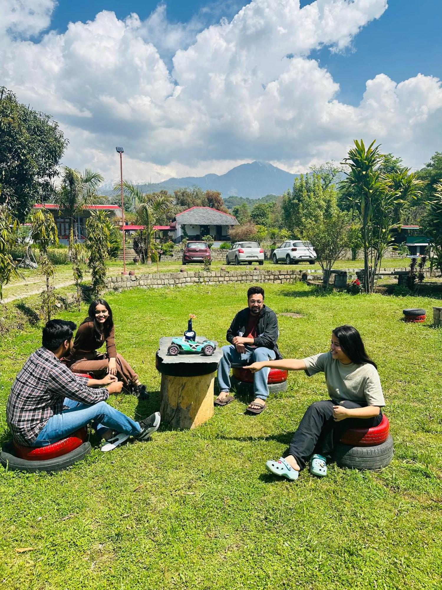 达兰萨拉 Dreamwoods A Travellers Farm旅舍 外观 照片