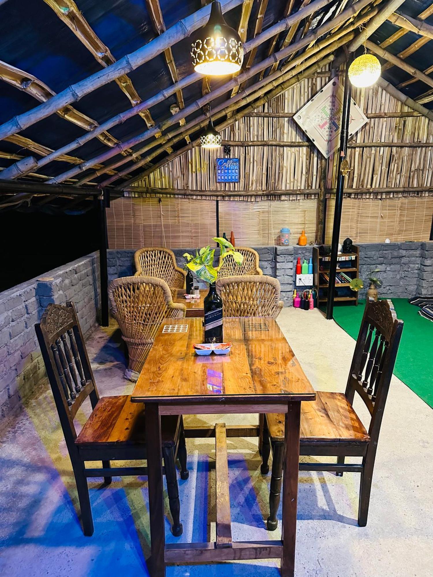 达兰萨拉 Dreamwoods A Travellers Farm旅舍 外观 照片